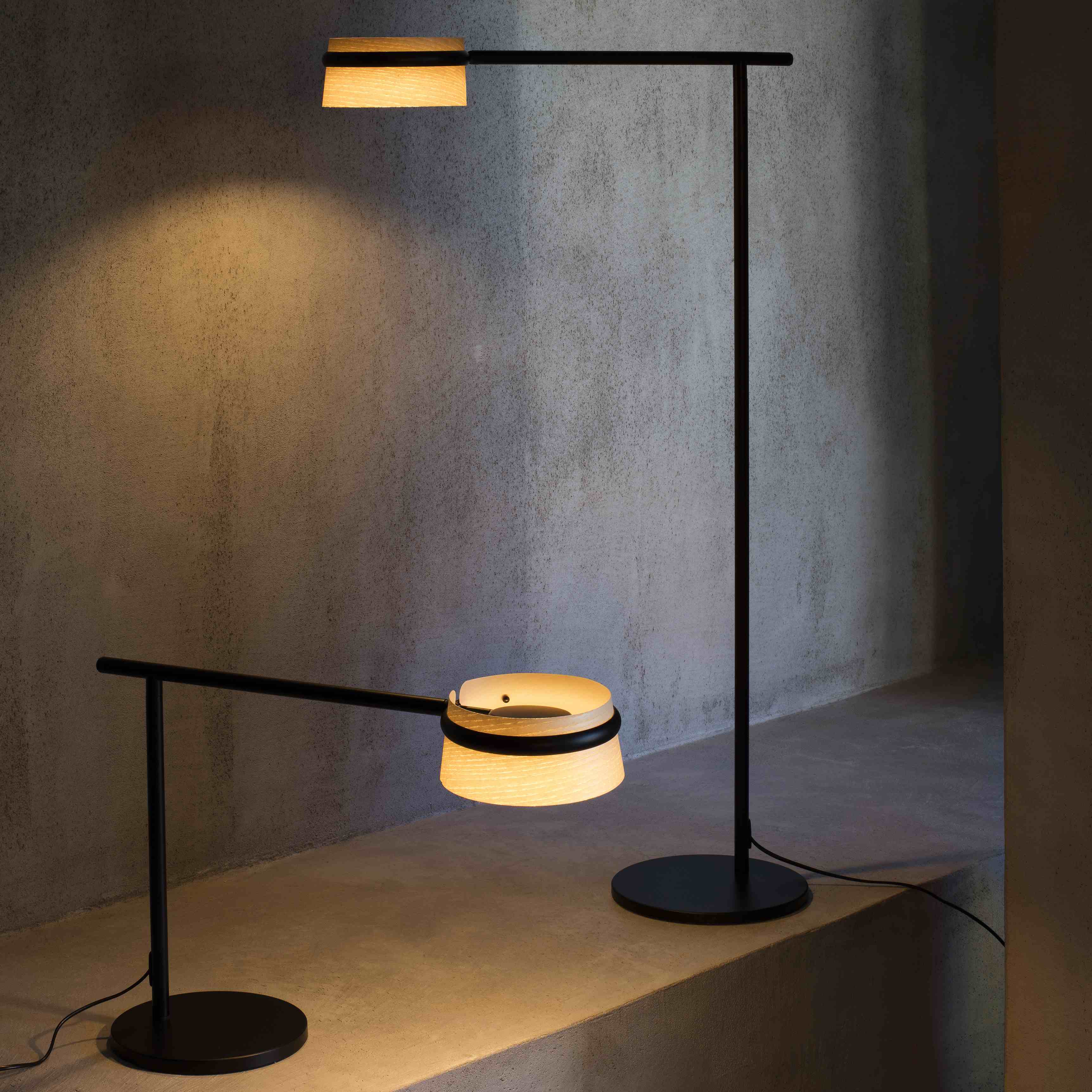 29568 LOOP LED BLACK TABLE LAMP WITH CLIP - Image 2