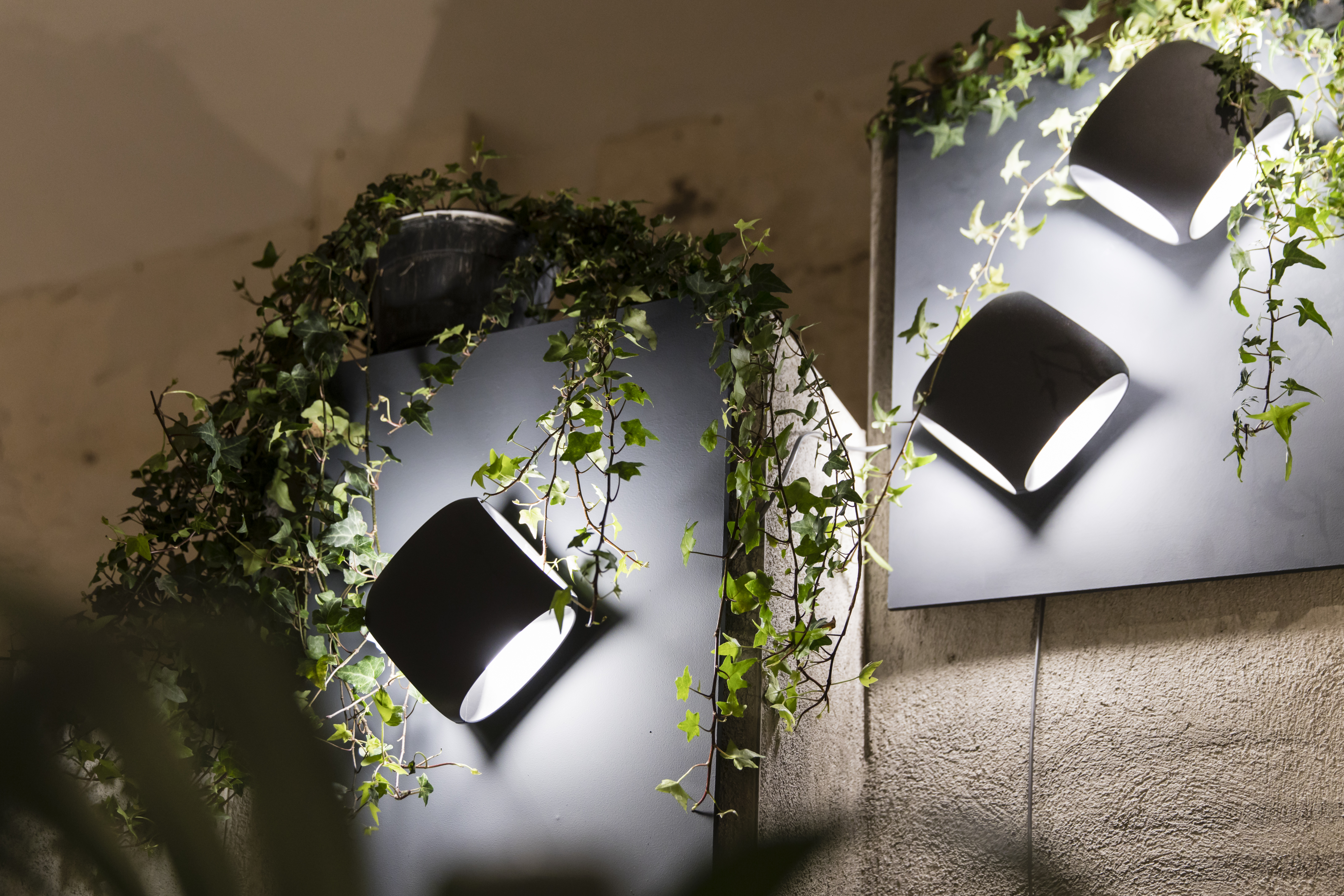 BU-OH! DARK GREY WALL LAMP - Image 6